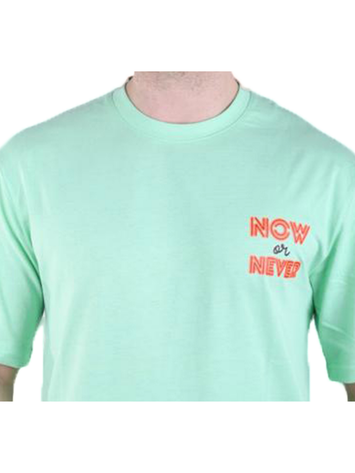 TS-5004 – Herren T-Shirt „NOW OR NEVER“ – Dein Moment. Dein Stil.